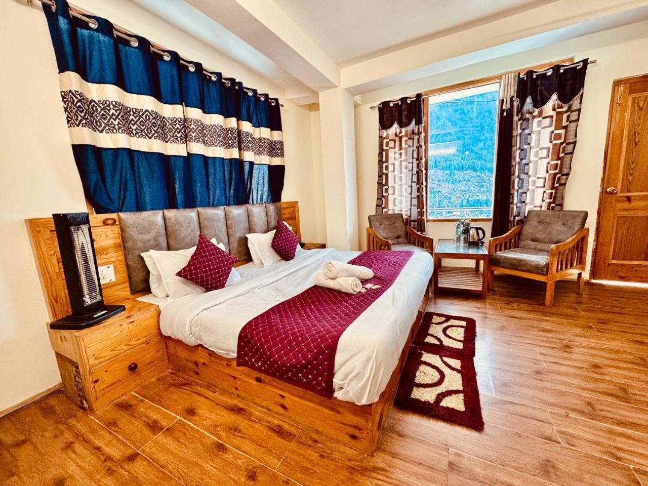 Royal Majestic View Point Lodge Manāli Extérieur photo