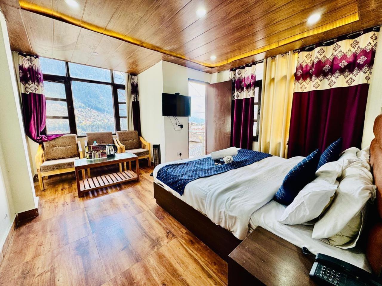 Royal Majestic View Point Lodge Manāli Extérieur photo