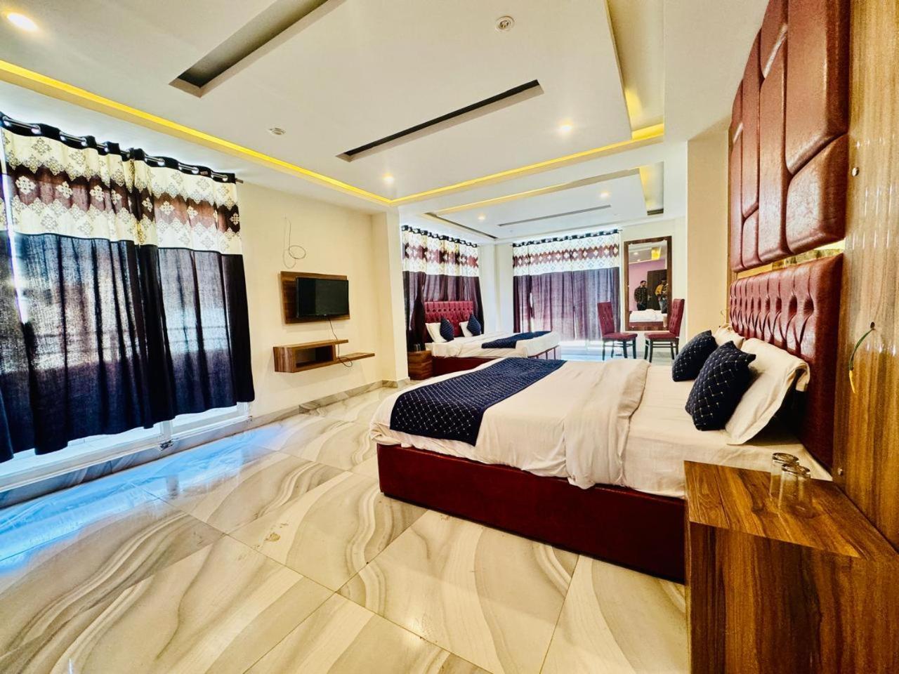 Royal Majestic View Point Lodge Manāli Extérieur photo